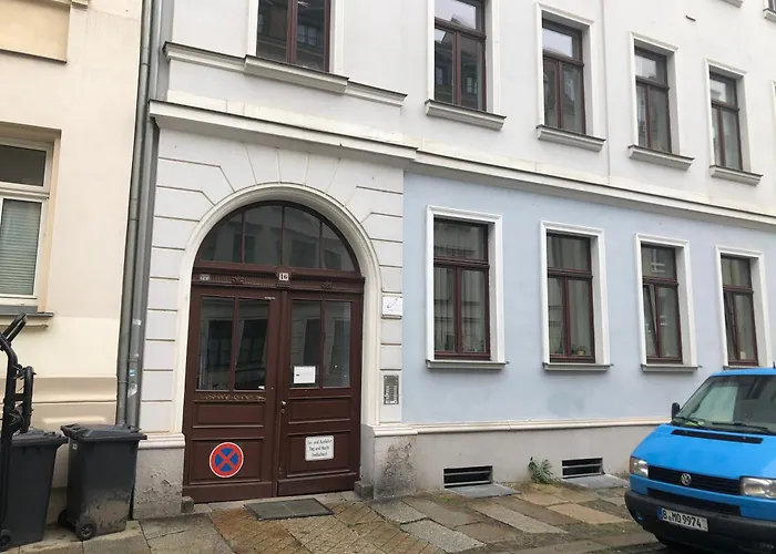 Modernes und geräumiges Apartment im Schauspielviertel